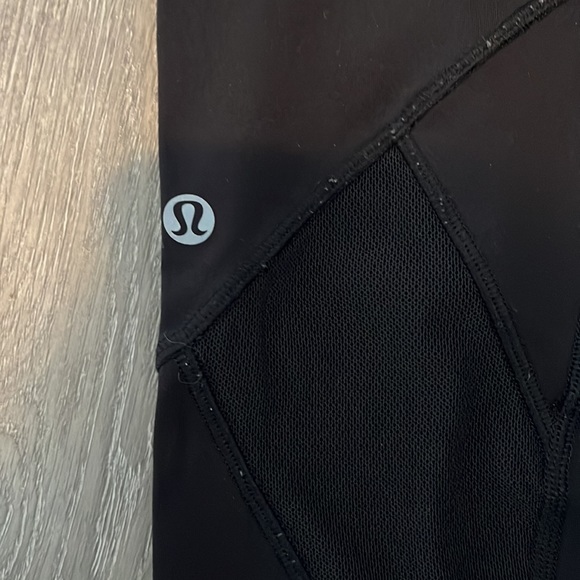 Lululemon leggings - Picture 3 of 5